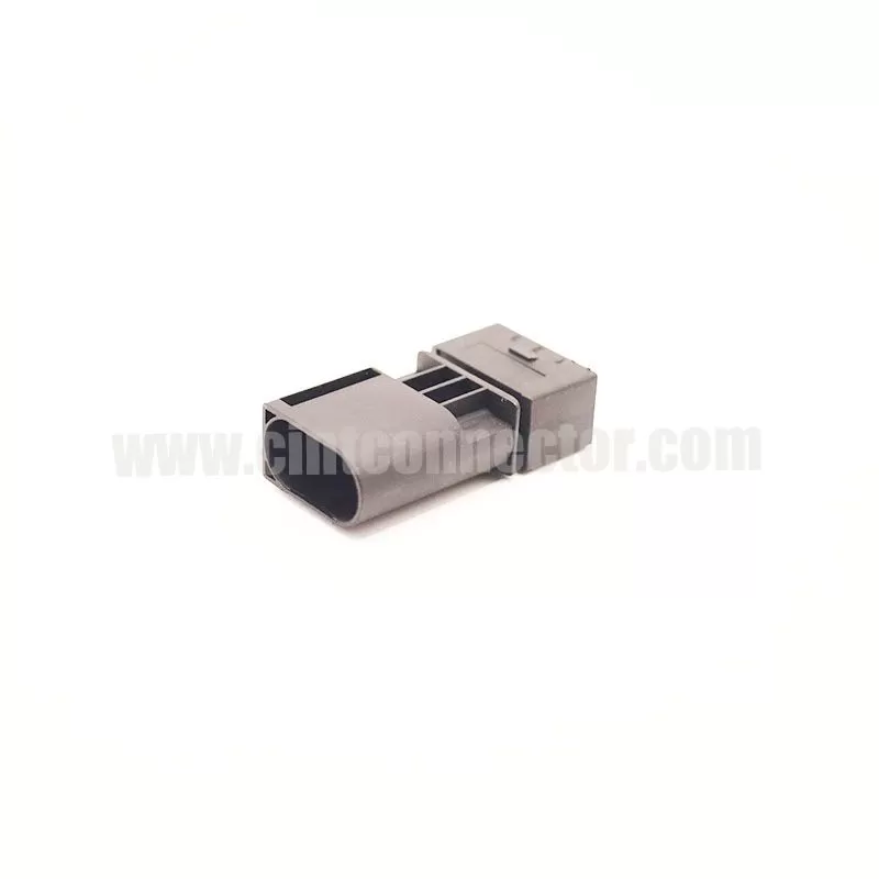 3 pin male AMP TE Connectivity connectors 1-968408-2