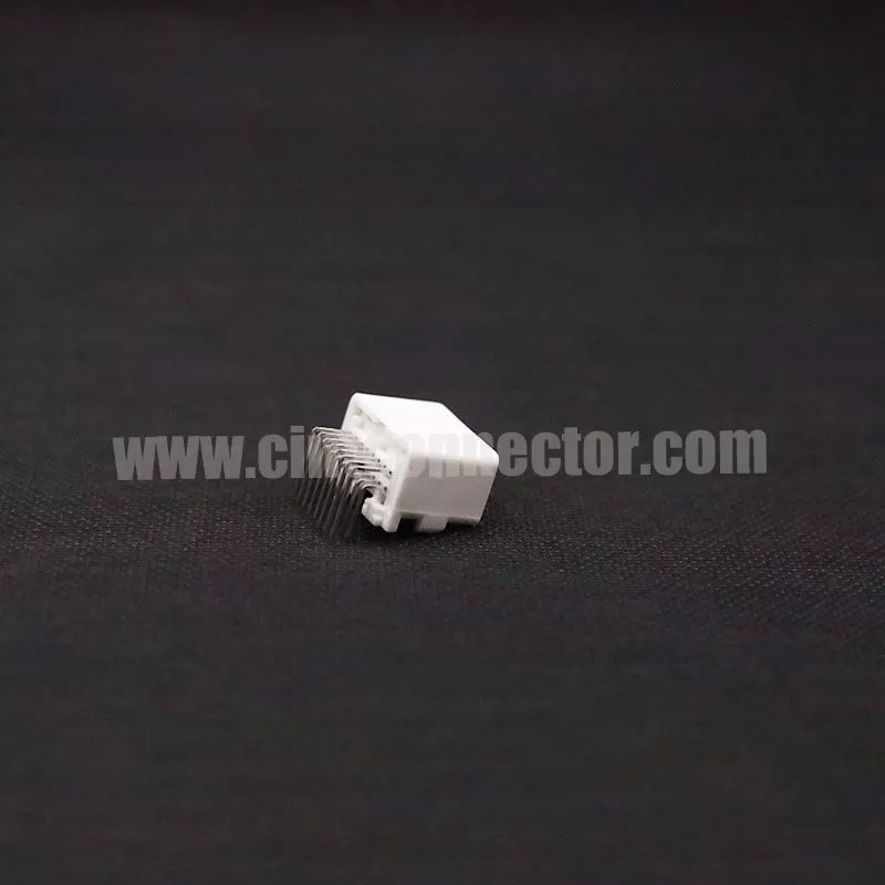 16 pin wire-to-board male PCB header signal auto connector plug AMP 1318382-8