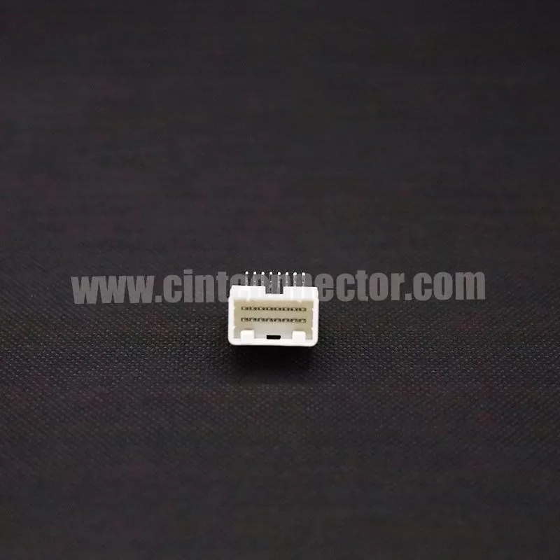 16 pin wire-to-board male PCB header signal auto connector plug AMP 1318382-8