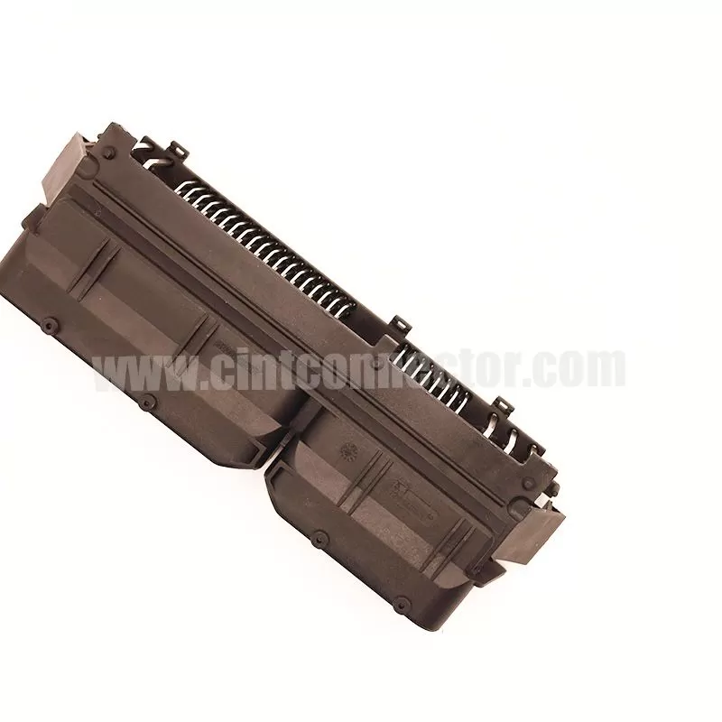 121 Pins TE Connectivity AMP PCB type Pin header ECU connectors 1241434-1 Hybrid Automotive housing