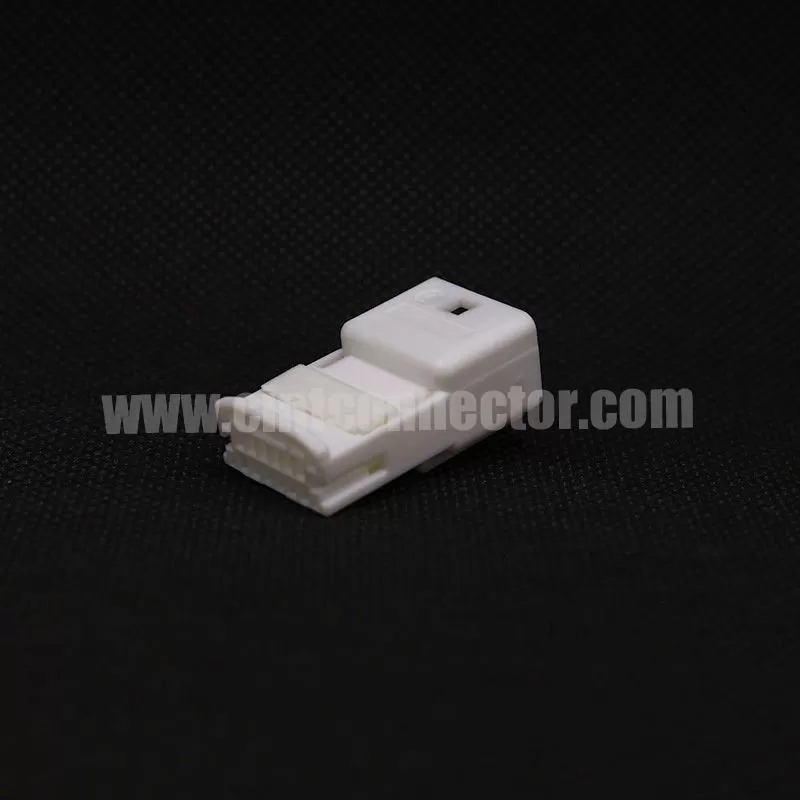 12 pin male TE Connectivity Automotive AMP connector housing 1473407-1