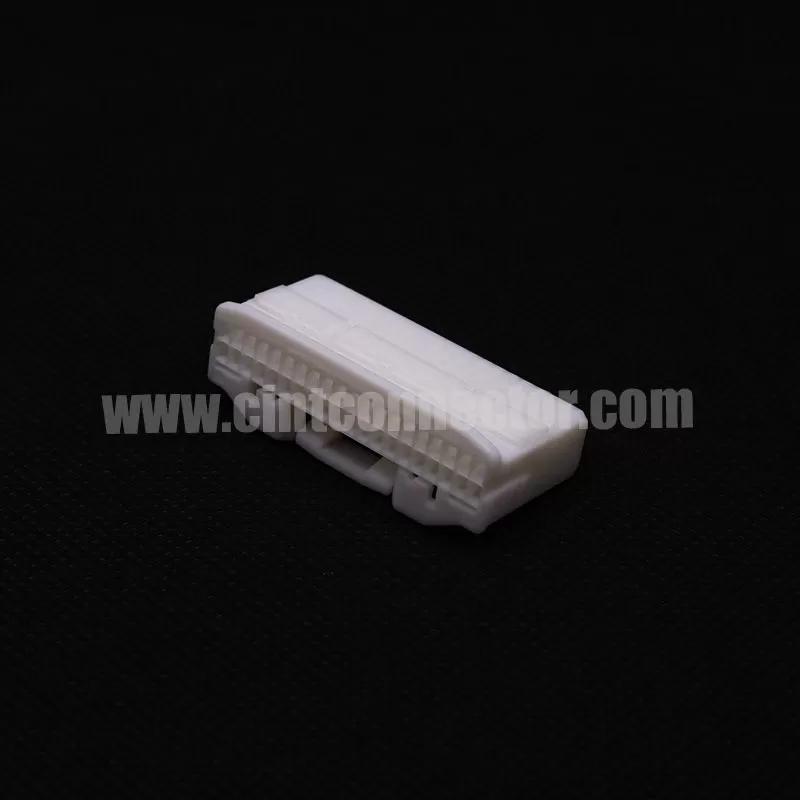 40 pin female TE AMP 1318389-1 Toyota 90980-12169 Automotive Connector housing plug