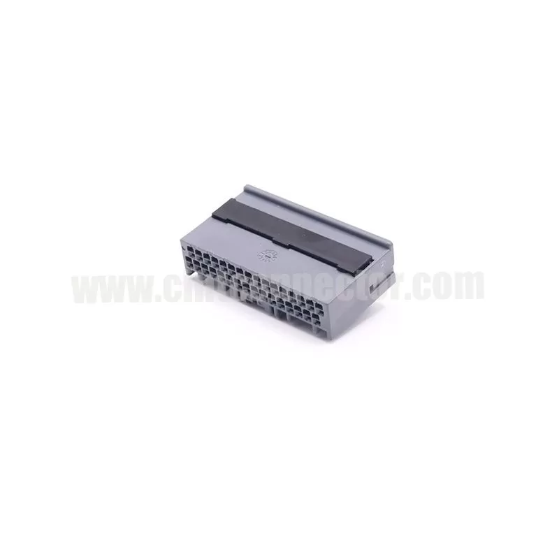 32 pin JAE MA34032SF1 electronics automotive non-waterproof connector housing socket