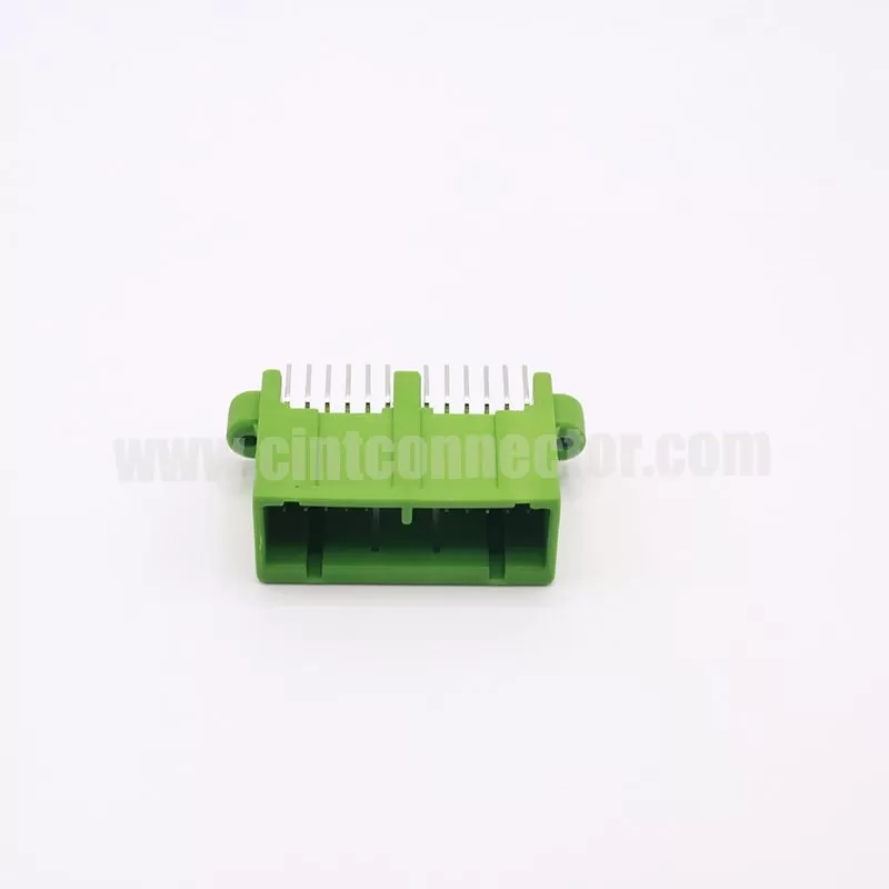 22 pin JAE IL-AG5-22P-D3T2 green electronic PCB male connector auto plug mating IL-AG5-22S-D3C1