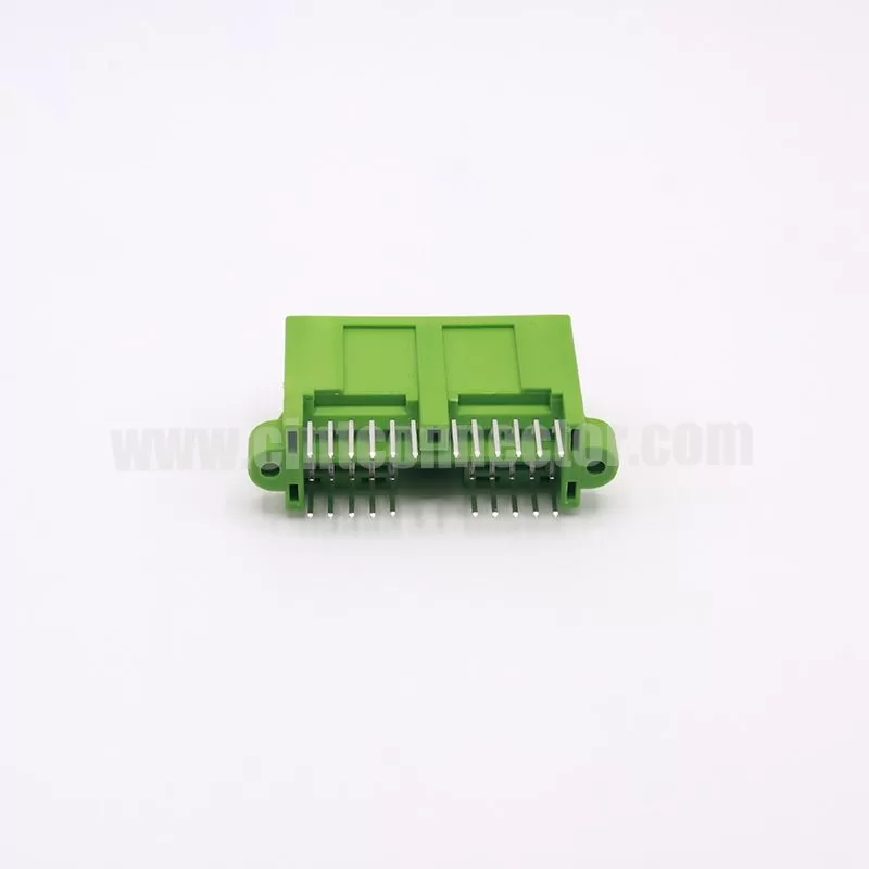 22 pin JAE IL-AG5-22P-D3T2 green electronic PCB male connector auto plug mating IL-AG5-22S-D3C1