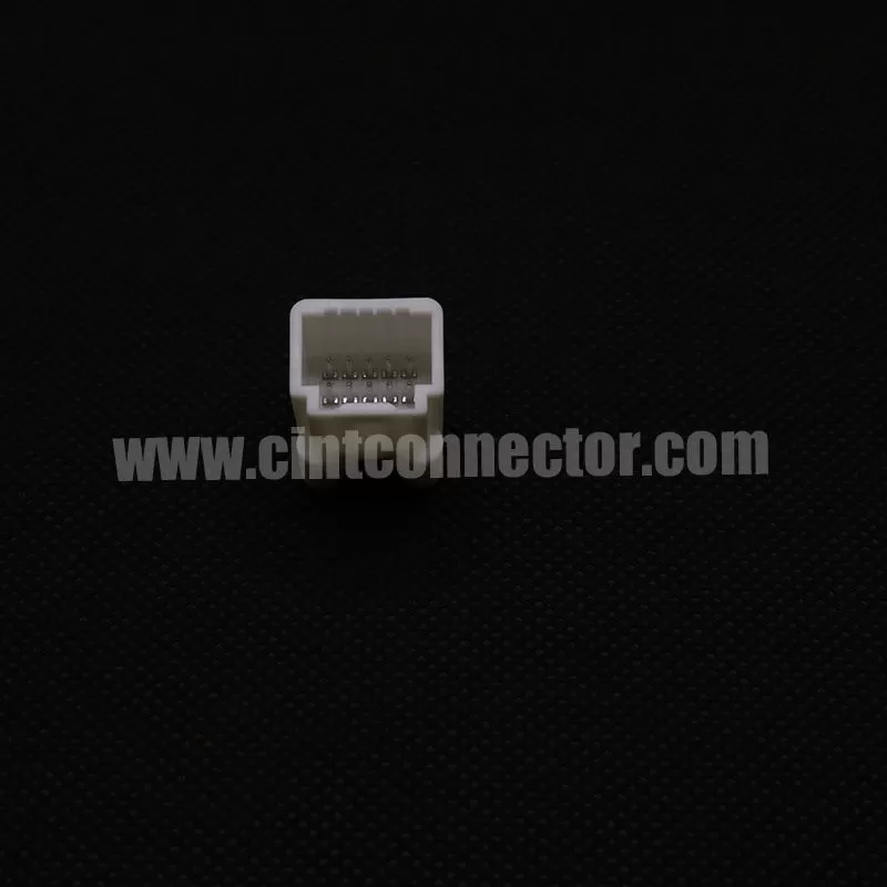 10 pin PCB male blade electric connector