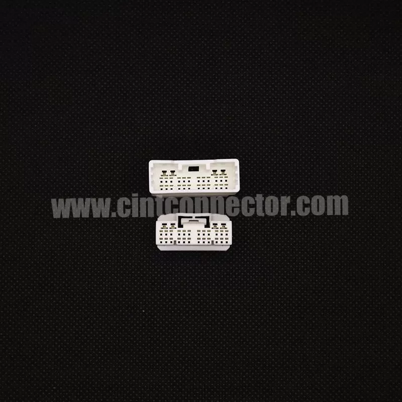 28 pin female electronics automotive non-waterproof connector housing socket