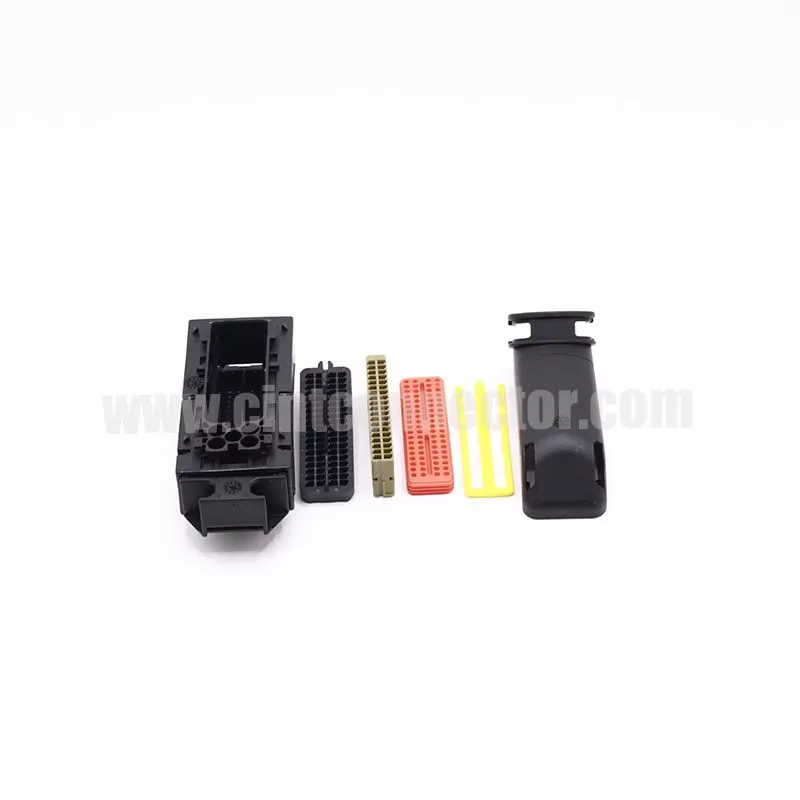 81 pin TE 13761282 1813712-6 auto female electrical ECU connector housing