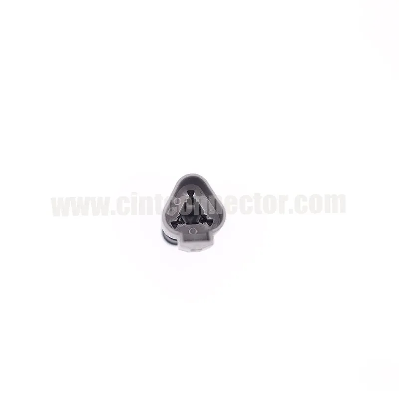 DT04-3P-E008 3 pin TE male automotive gray housing wire to wire seal extra black long cap plug Deutsch Connector