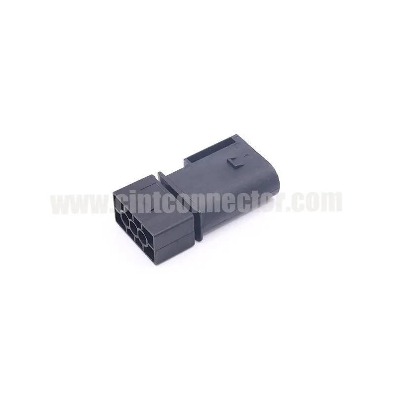 3 pin male AMP TE Connectivity connectors 1-968408-2